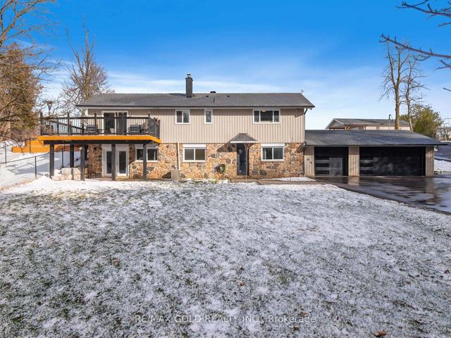 6700 - 6700 32nd Sdrd, House detached with 3 bedrooms, 3 bathrooms and 18 parking in Milton ON | Image 12