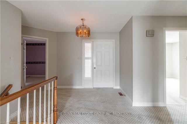 33 - 2 Cadeau Terr, Townhouse with 2 bedrooms, 3 bathrooms and 4 parking in London ON | Image 37