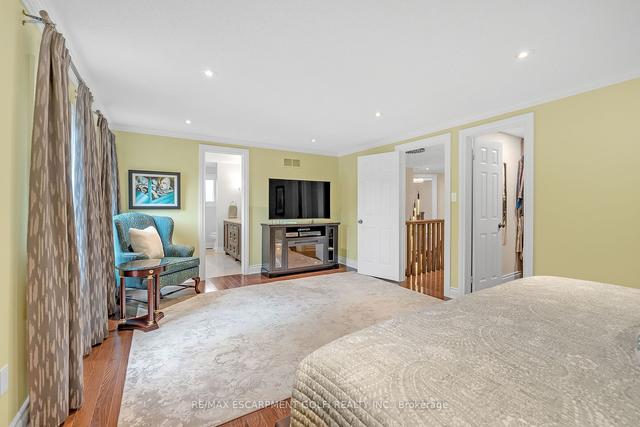 56 Hammill Ct, House detached with 4 bedrooms, 4 bathrooms and 6 parking in Hamilton ON | Image 9