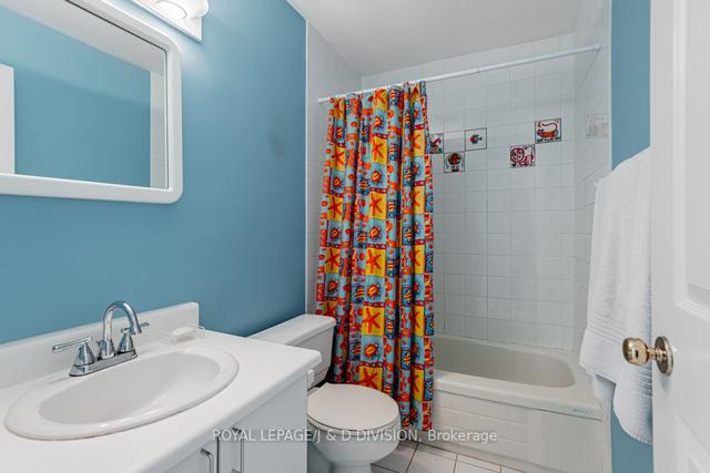 637 Soudan Ave, House detached with 3 bedrooms, 4 bathrooms and 3 parking in Toronto ON | Image 25