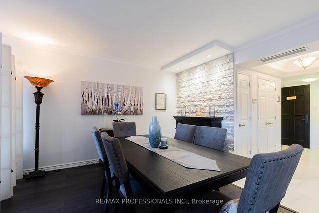 102 - 40 Old Mill Rd, Condo with 2 bedrooms, 2 bathrooms and 1 parking in Toronto ON | Image 35