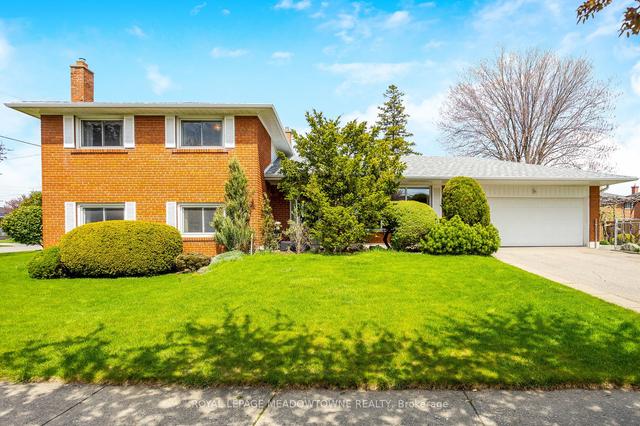 726 Netherton Cres, House detached with 4 bedrooms, 2 bathrooms and 8 parking in Mississauga ON | Image 1