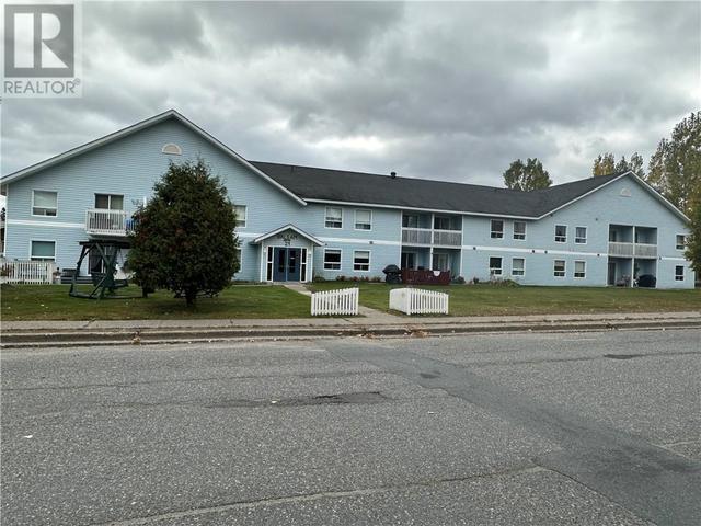 207 - 21 Balsam St, Condo with 2 bedrooms, 1 bathrooms and null parking in Greater Sudbury ON | Image 1