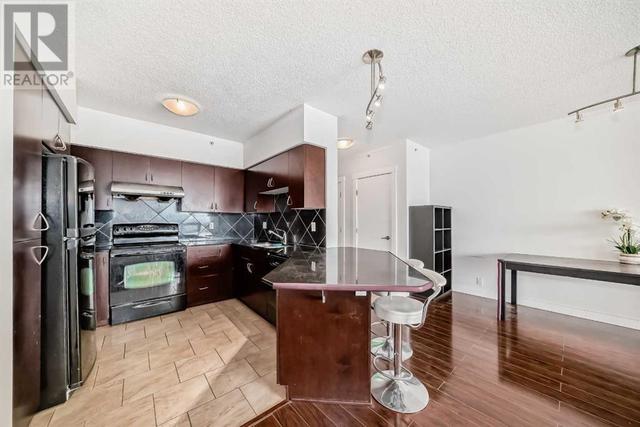 518 - 8880 Horton Rd Sw, Condo with 2 bedrooms, 2 bathrooms and 1 parking in Calgary AB | Image 5