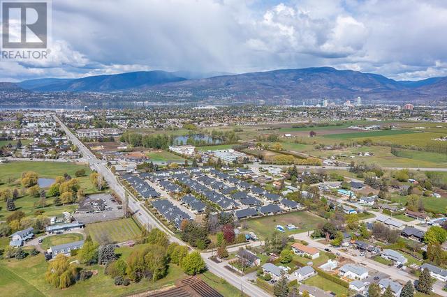 54 - 1960 Klo Rd, House attached with 3 bedrooms, 2 bathrooms and 2 parking in Kelowna BC | Image 54