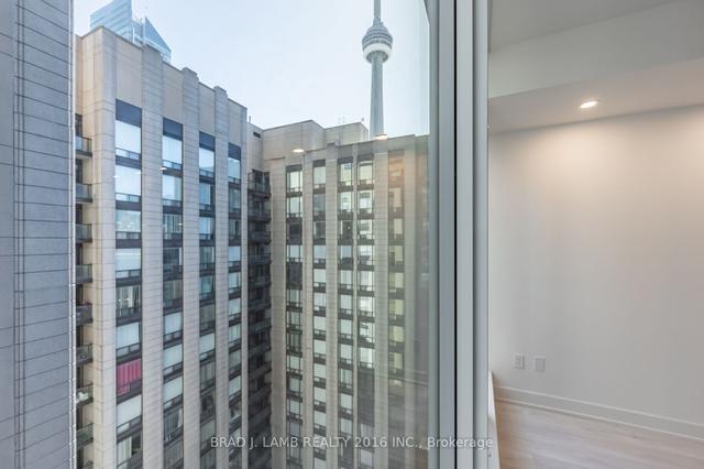 1307 - 15 Mercer St, Condo with 2 bedrooms, 2 bathrooms and 0 parking in Toronto ON | Image 16