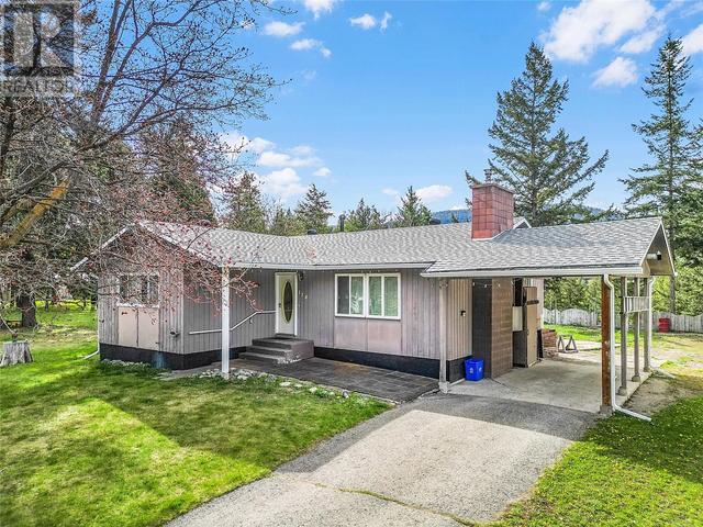 114 Glenview Cres, House detached with 4 bedrooms, 2 bathrooms and 3 parking in Princeton BC | Image 1