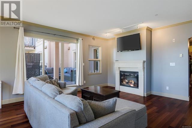 Electric fireplace. Mounted TV and bracket included. | Image 4