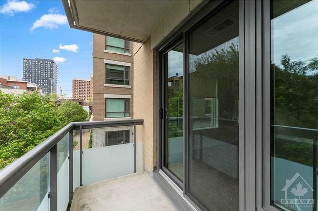 305 - 238 Besserer St, Condo with 2 bedrooms, 2 bathrooms and 1 parking in Ottawa ON | Image 26