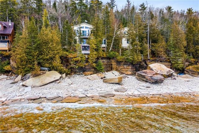 18 Cape Chin North Shore Rd, House detached with 3 bedrooms, 1 bathrooms and 2 parking in Northern Bruce Peninsula ON | Image 1