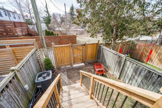 184 Pickering St, House semidetached with 2 bedrooms, 3 bathrooms and 1 parking in Toronto ON | Image 17