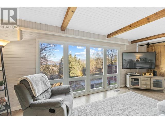 810 Proserpine Rd, House detached with 6 bedrooms, 2 bathrooms and 3 parking in West Kelowna BC | Image 12