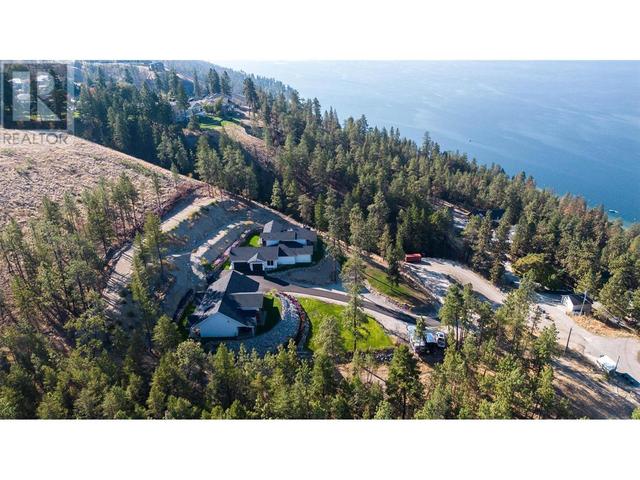 10833 Hare Rd, House detached with 5 bedrooms, 5 bathrooms and 16 parking in Lake Country BC | Image 4