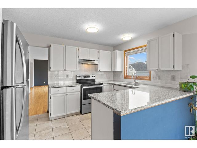 3316 42 Ave Nw, House detached with 4 bedrooms, 3 bathrooms and 4 parking in Edmonton AB | Image 10