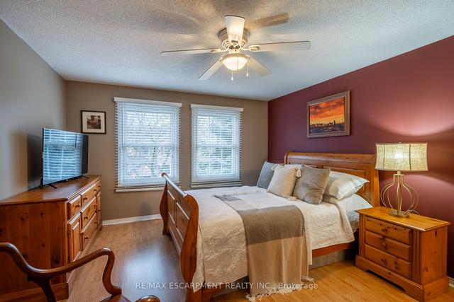 8 - 2935 Headon Forest Rd, Townhouse with 3 bedrooms, 4 bathrooms and 2 parking in Burlington ON | Image 8