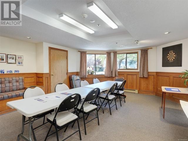 214 - 1560 Hillside Ave, Condo with 2 bedrooms, 2 bathrooms and 1 parking in Victoria BC | Image 21