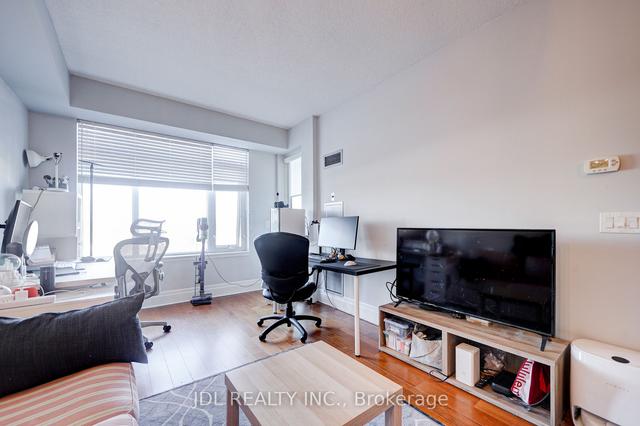 214 - 111 Upper Duke Cres, Condo with 1 bedrooms, 1 bathrooms and 1 parking in Markham ON | Image 2