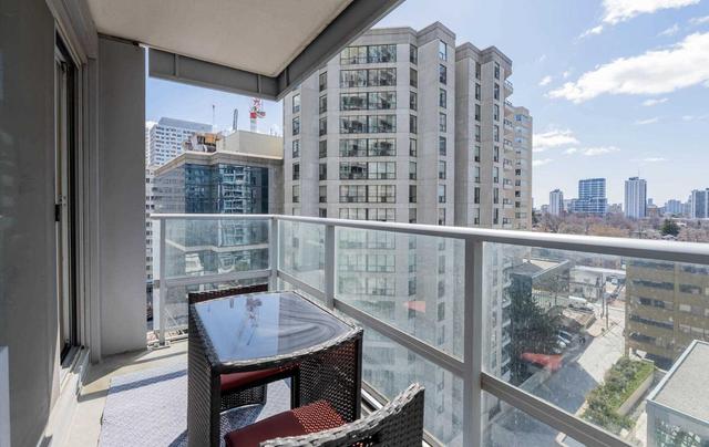 1002 - 2191 Yonge St, Condo with 2 bedrooms, 2 bathrooms and 1 parking in Toronto ON | Image 13