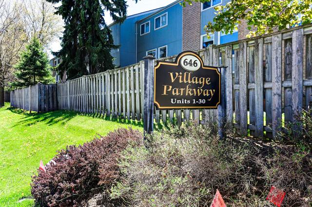 23 - 646 Village Pky, Townhouse with 3 bedrooms, 2 bathrooms and 2 parking in Markham ON | Image 1