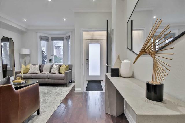 180 Withrow Ave, House semidetached with 3 bedrooms, 2 bathrooms and 2 parking in Toronto ON | Image 23
