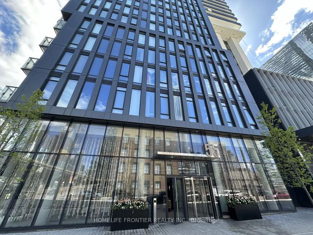 1605 - 55 Cooper St, Condo with 2 bedrooms, 2 bathrooms and 0 parking in Toronto ON | Image 1