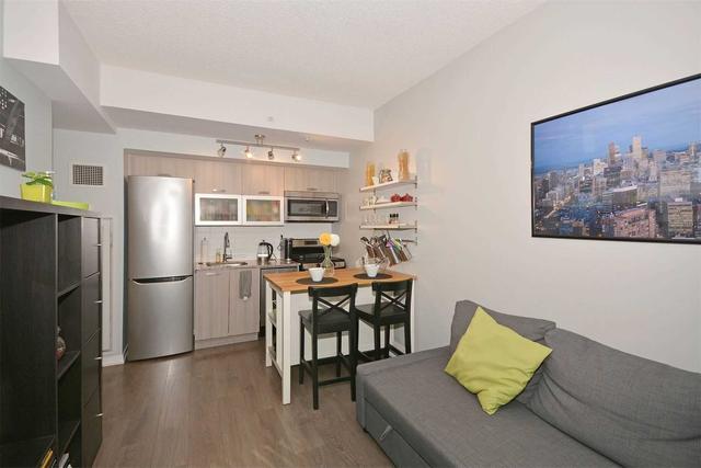 810E - 36 Lisgar St, Condo with 2 bedrooms, 1 bathrooms and 0 parking in Toronto ON | Image 21
