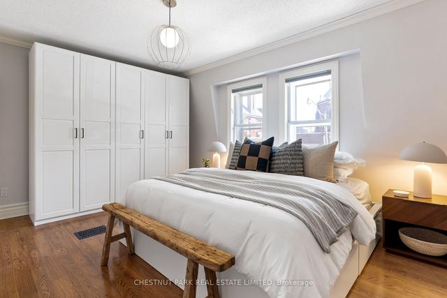 10 Grace St, House attached with 2 bedrooms, 2 bathrooms and 0 parking in Toronto ON | Image 9