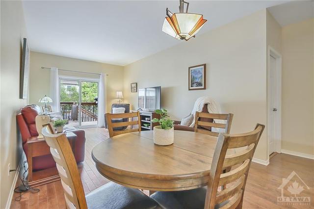 68 Frieday St, Townhouse with 3 bedrooms, 2 bathrooms and 3 parking in Arnprior ON | Image 11
