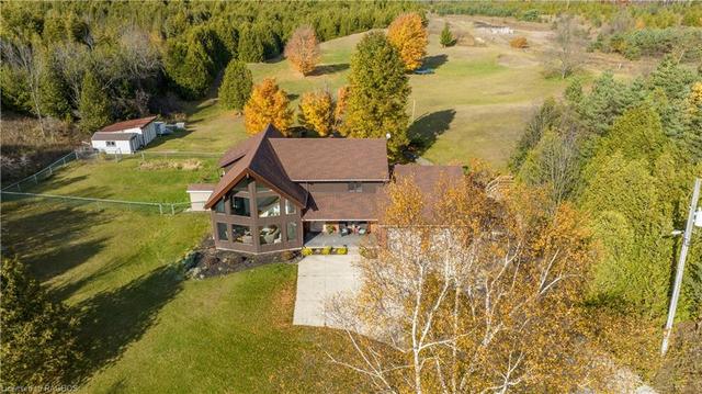 402043 Grey Road 4, House detached with 3 bedrooms, 2 bathrooms and 12 parking in West Grey ON | Image 11