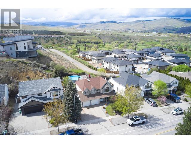 936 Middleton Way, House detached with 4 bedrooms, 3 bathrooms and 6 parking in Vernon BC | Image 2