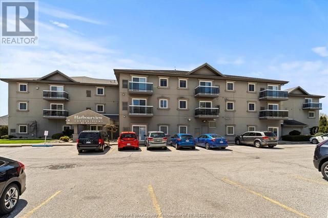 100 - 44 Robson Road, Condo with 3 bedrooms, 1 bathrooms and null parking in Leamington ON | Image 30