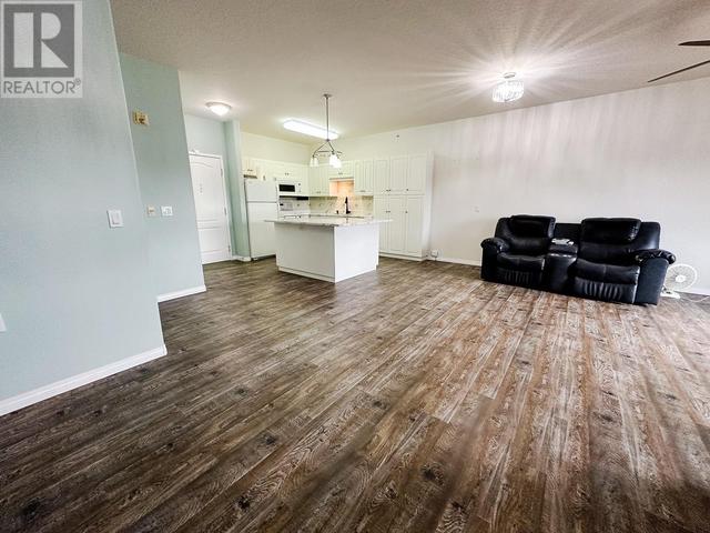 11001 - 13 Street Unit# 302, Condo with 1 bedrooms, 1 bathrooms and 1 parking in Dawson Creek BC | Image 7