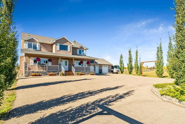 51 Norris Coulee Trail, House detached with 5 bedrooms, 3 bathrooms and null parking in Foothills County AB | Image 1