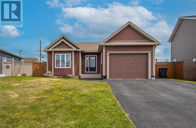 8 Flannery St, House detached with 4 bedrooms, 3 bathrooms and null parking in Paradise NL | Image 1