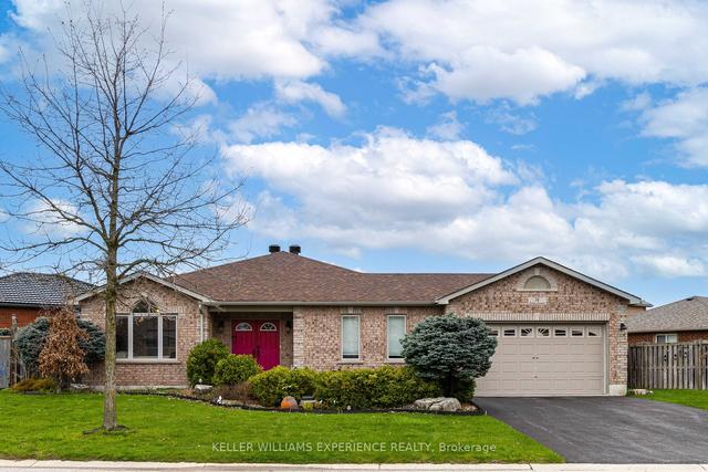74 Seline Cres, House detached with 3 bedrooms, 3 bathrooms and 6 parking in Barrie ON | Image 1