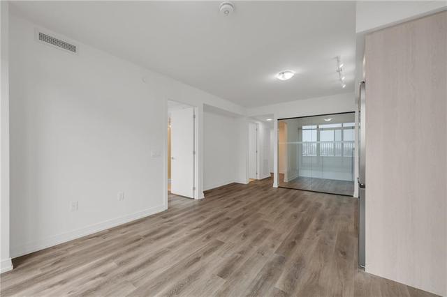 526 - 1 Jarvis St, Condo with 2 bedrooms, 2 bathrooms and null parking in Hamilton ON | Image 15