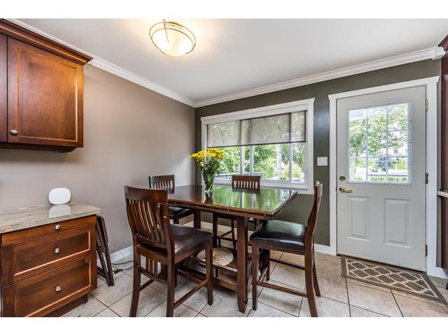 27179 28a Ave, House detached with 4 bedrooms, 2 bathrooms and 8 parking in Langley BC | Image 12
