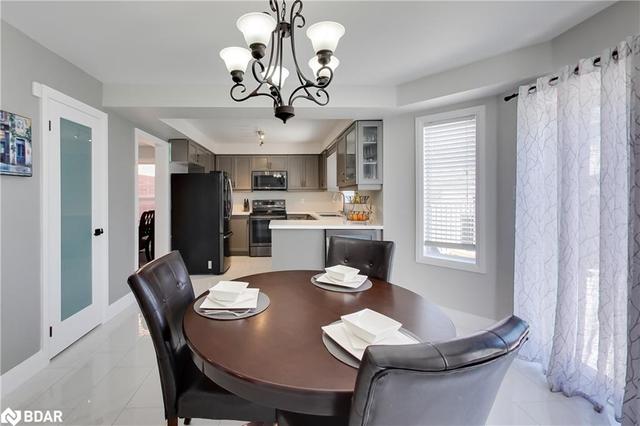 19 Sherwood Crt, House detached with 3 bedrooms, 2 bathrooms and 6 parking in Barrie ON | Image 20