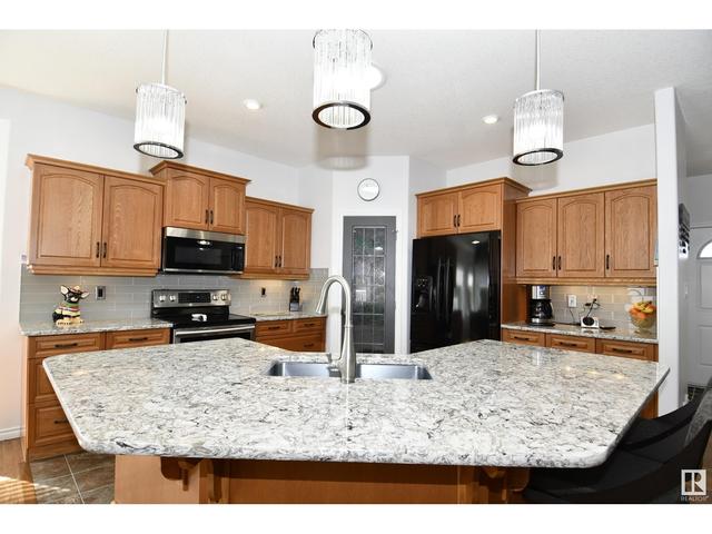 49 Woods Cr, House detached with 3 bedrooms, 3 bathrooms and null parking in Leduc AB | Image 14