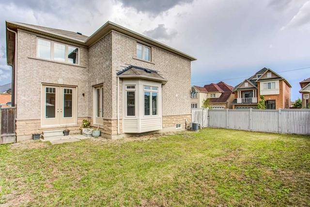 26 Milos Rd, House detached with 4 bedrooms, 3 bathrooms and 4 parking in Richmond Hill ON | Image 16