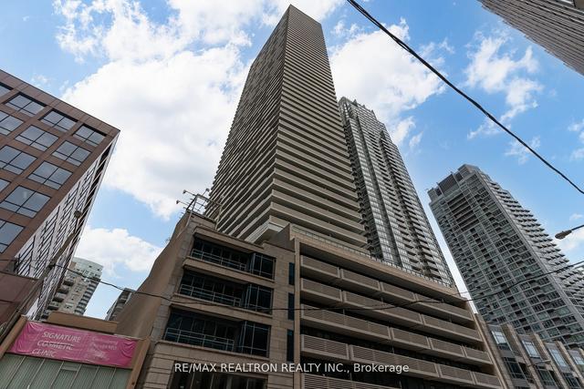 2911 - 2221 Yonge St, Condo with 1 bedrooms, 1 bathrooms and 1 parking in Toronto ON | Image 12