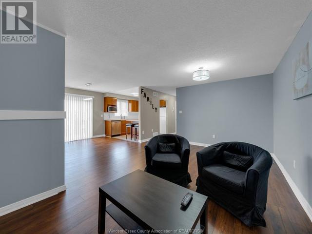 1628 Heatherglen Drive Unit# Upper Lvl, House semidetached with 2 bedrooms, 1 bathrooms and null parking in Tecumseh ON | Image 6