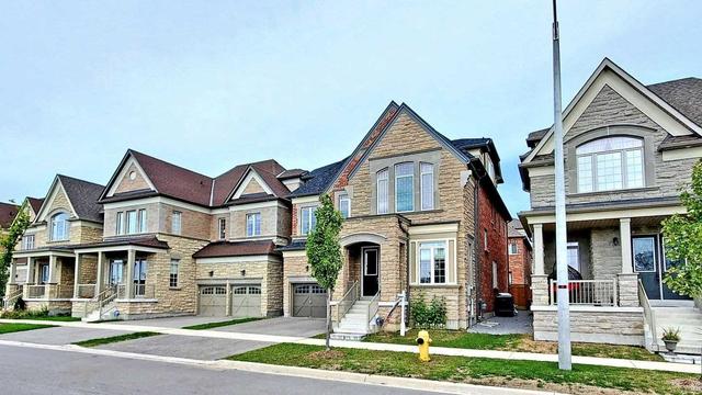 16 Lucio Ave, House detached with 5 bedrooms, 6 bathrooms and 4 parking in Markham ON | Image 23