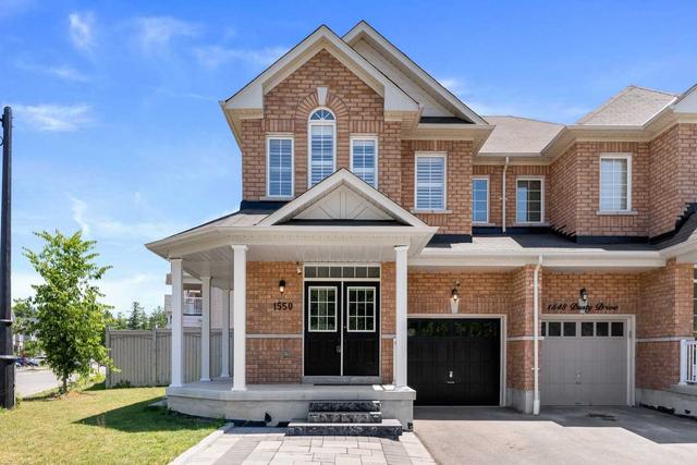 1550 Dusty Dr, House semidetached with 4 bedrooms, 4 bathrooms and 3 parking in Pickering ON | Image 1