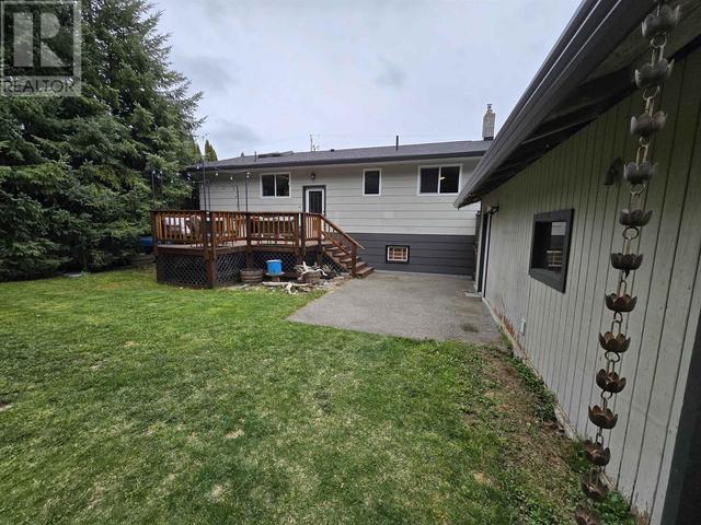 3666 Hawthorne Ave, House detached with 4 bedrooms, 2 bathrooms and null parking in Kitimat Stikine E BC | Image 3