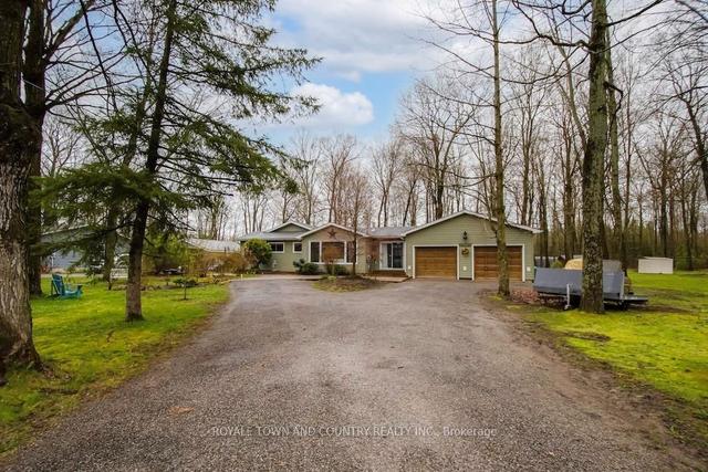 459 County Rd 24, House detached with 4 bedrooms, 1 bathrooms and 10 parking in Kawartha Lakes ON | Image 1