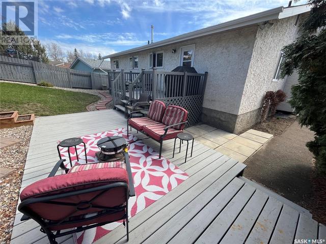 23 Schwager Crescent, House detached with 4 bedrooms, 2 bathrooms and null parking in Saskatoon SK | Image 37