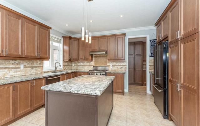 424 Baylis Crt, House detached with 4 bedrooms, 5 bathrooms and 7 parking in Milton ON | Image 13