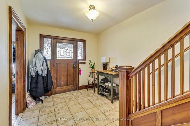 534 Maple Ave, House detached with 4 bedrooms, 2 bathrooms and 4 parking in Hamilton ON | Image 35