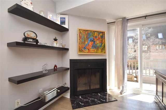 1411 Forge St, Townhouse with 3 bedrooms, 3 bathrooms and 2 parking in Ottawa ON | Image 5